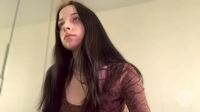AlicePowells online show from June 9, 10:03 am
