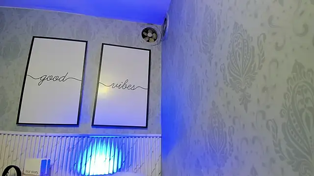 goodgirl22   online show from July 21, 12:55 am