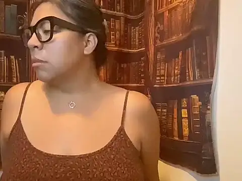 BettyWhispers online show from July 18, 8:39 am