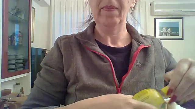 Lunamaya7 online show from December 20, 9:46 am