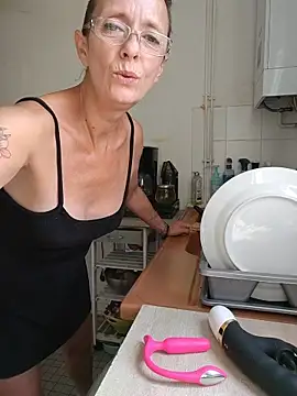 Sacha Scorp online show from July 20, 8:50 am