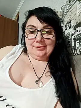 MariSwan222 online show from June 19, 8:45 pm