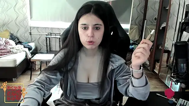 WaltraudPattie online show from March 17, 2:37 am