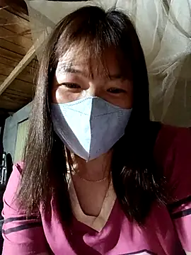 May-Ne online show from February 21, 2:29 pm