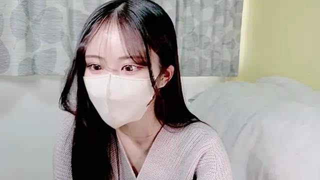 mia-chan  online show from December 20, 3:32 am