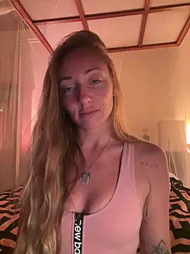 OpheliaRoxx online show from March 15, 5:59 pm