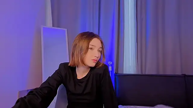 Leyla crsh online show from February 13, 11:34 am