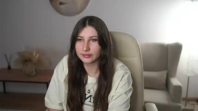 AudieHornback online show from December 17, 11:47 am