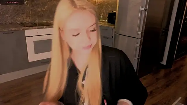 my liss online show from April 30, 2:33 pm