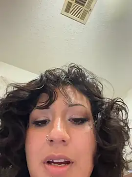 Rayvenveil online show from April 10, 7:47 am