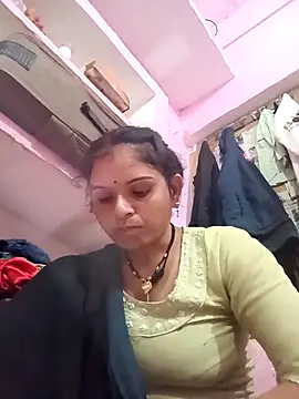 Uma pande online show from March 13, 1:45 pm