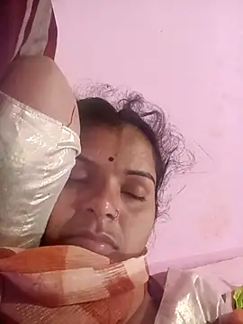 Uma pande online show from February 4, 10:02 pm