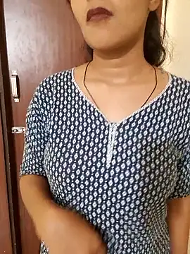 Geeta rani79 online show from April 20, 6:11 pm
