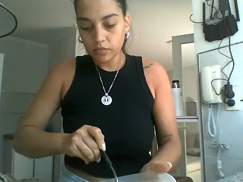 catherinexx1 online show from December 16, 2:23 pm