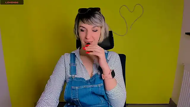 Lana Foxyy online show from April 27, 2:58 pm