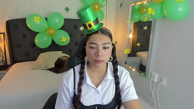 angelinemore online show from March 17, 8:46 pm