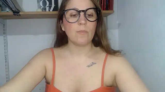 SofiEsteves online show from July 11, 7:03 pm