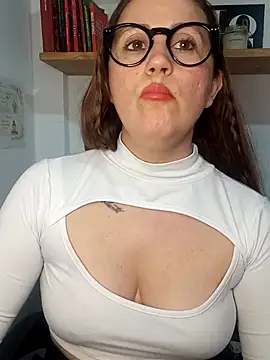 SofiEsteves online show from June 19, 7:39 pm