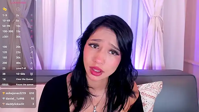 alison ferrera  online show from April 29, 1:47 pm
