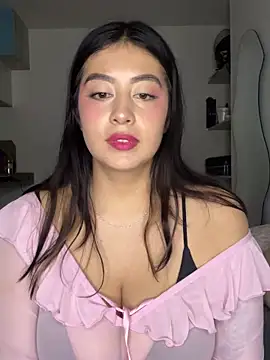 justmariee online show from March 13, 1:40 am