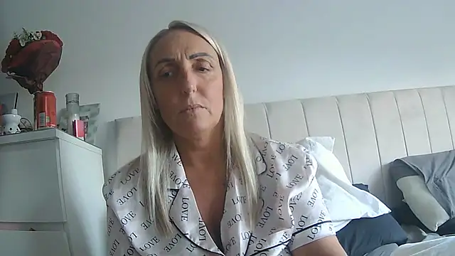 theblondecocklover online show from June 17, 7:26 pm