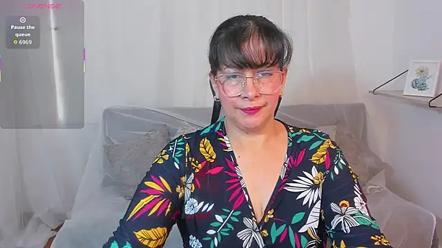 christy ant online show from January 8, 4:55 pm