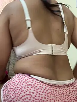 missmisha01 online show from July 7, 6:47 am