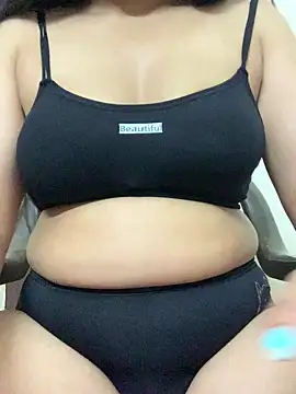 missmisha01 online show from July 10, 9:43 am