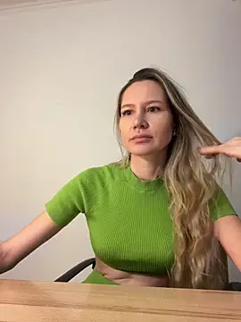 1Moonlight1 online show from February 1, 4:28 pm