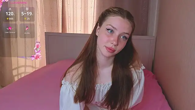 SweetAbbby online show from August 4, 1:17 pm