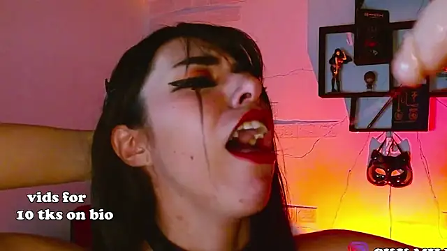 Sky Girl LS online show from May 3, 4:16 am