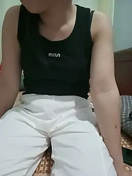 Sweet-Berryy online show from July 29, 1:05 am