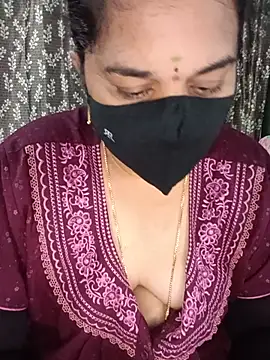 maduri   online show from August 4, 2:39 am
