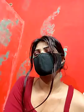 A-qween online show from December 18, 5:29 pm