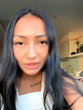 YuraMila online show from December 21, 9:24 am