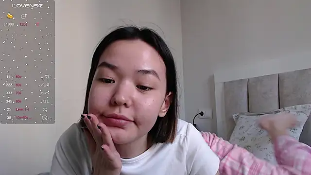 niia mur online show from March 13, 8:04 am