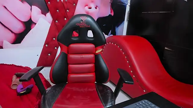 carolina canndy online show from February 26, 3:05 am