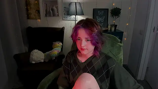 SarahShelby online show from April 30, 11:19 pm
