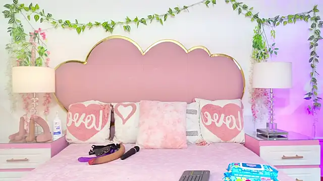 CherylandToni online show from August 4, 5:57 am