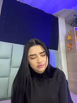 Emilyy05  online show from July 3, 3:23 am