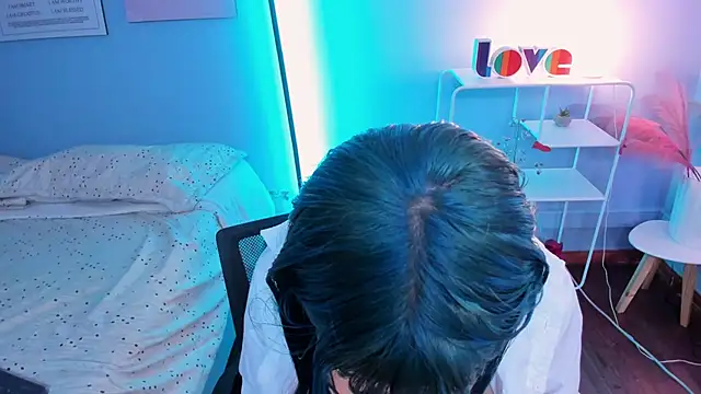 kyoto Aoki online show from March 11, 7:49 pm