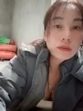 boiboi001 online show from February 6, 1:25 pm