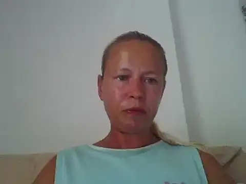 jennyblondeuk online show from June 19, 5:38 pm