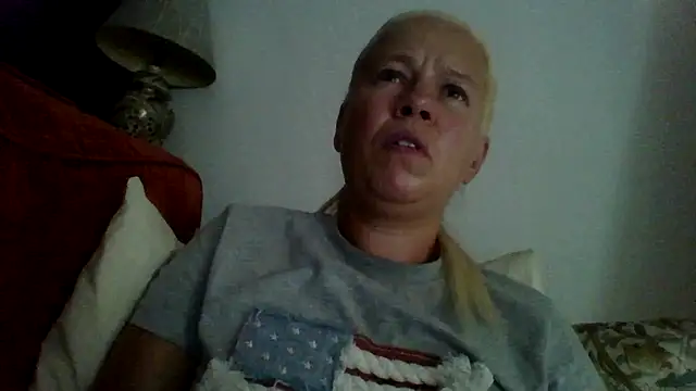 jennyblondeuk online show from July 20, 6:52 pm