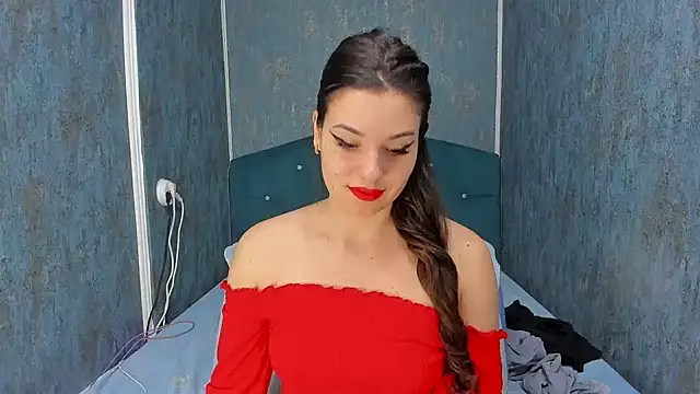 RedAssHottie online show from February 22, 4:13 am