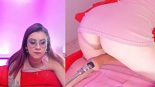 CandyHolmes online show from June 21, 2:21 pm