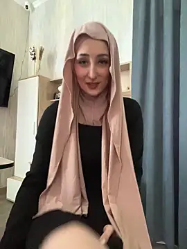 LuxBrunette  online show from April 28, 6:17 am