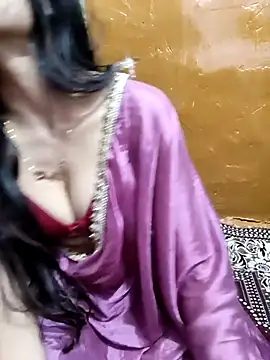 Yours-Zeenat online show from February 20, 7:32 am