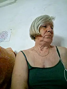 KlaudiaDarling online show from June 10, 11:20 am