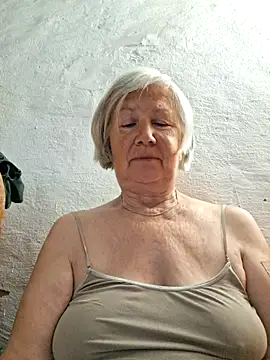 KlaudiaDarling online show from June 15, 2:17 pm